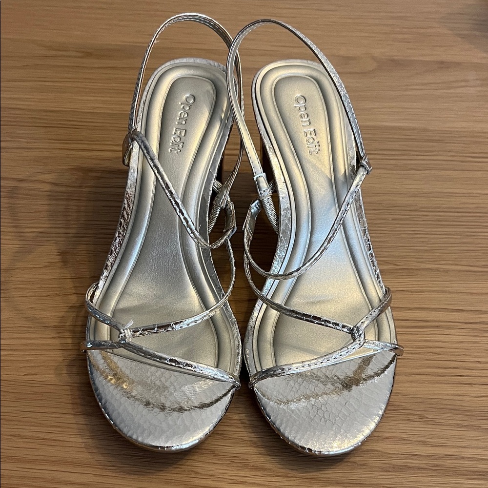 Open Edit gold metallic heels NWT